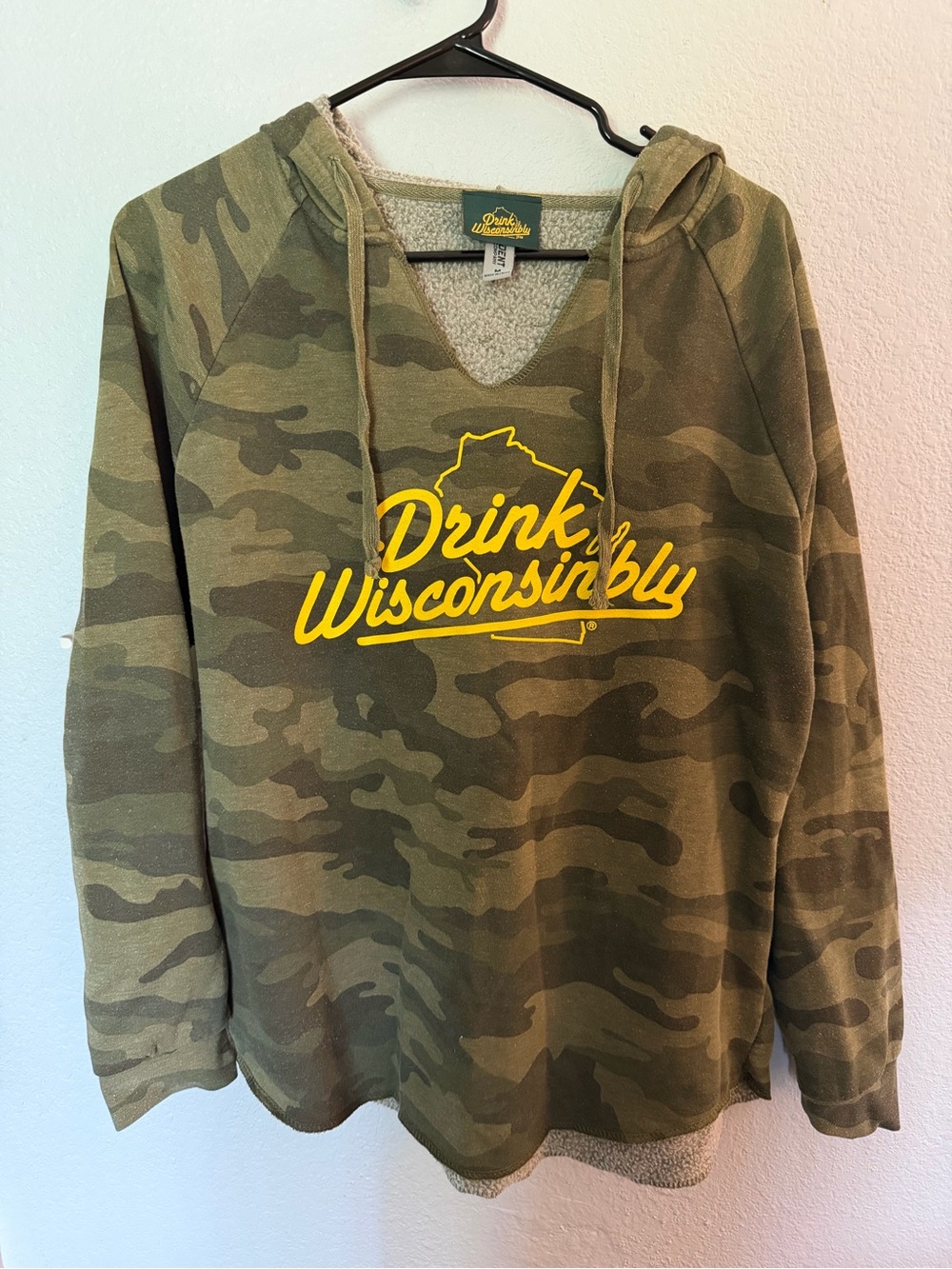 Drink Wisconsinbly Camo Hooded Sweater - Size Medium